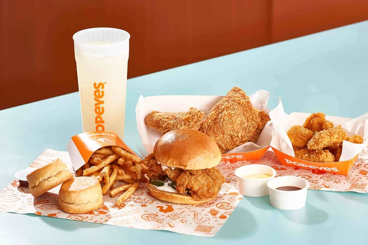 美國最狂「POPEYES」確定開幕了!首3天免費吃炸雞,加碼送500份脆薯 美國最狂「POPEYES」確定開幕了!首3天免費吃炸雞,加碼送500份脆薯