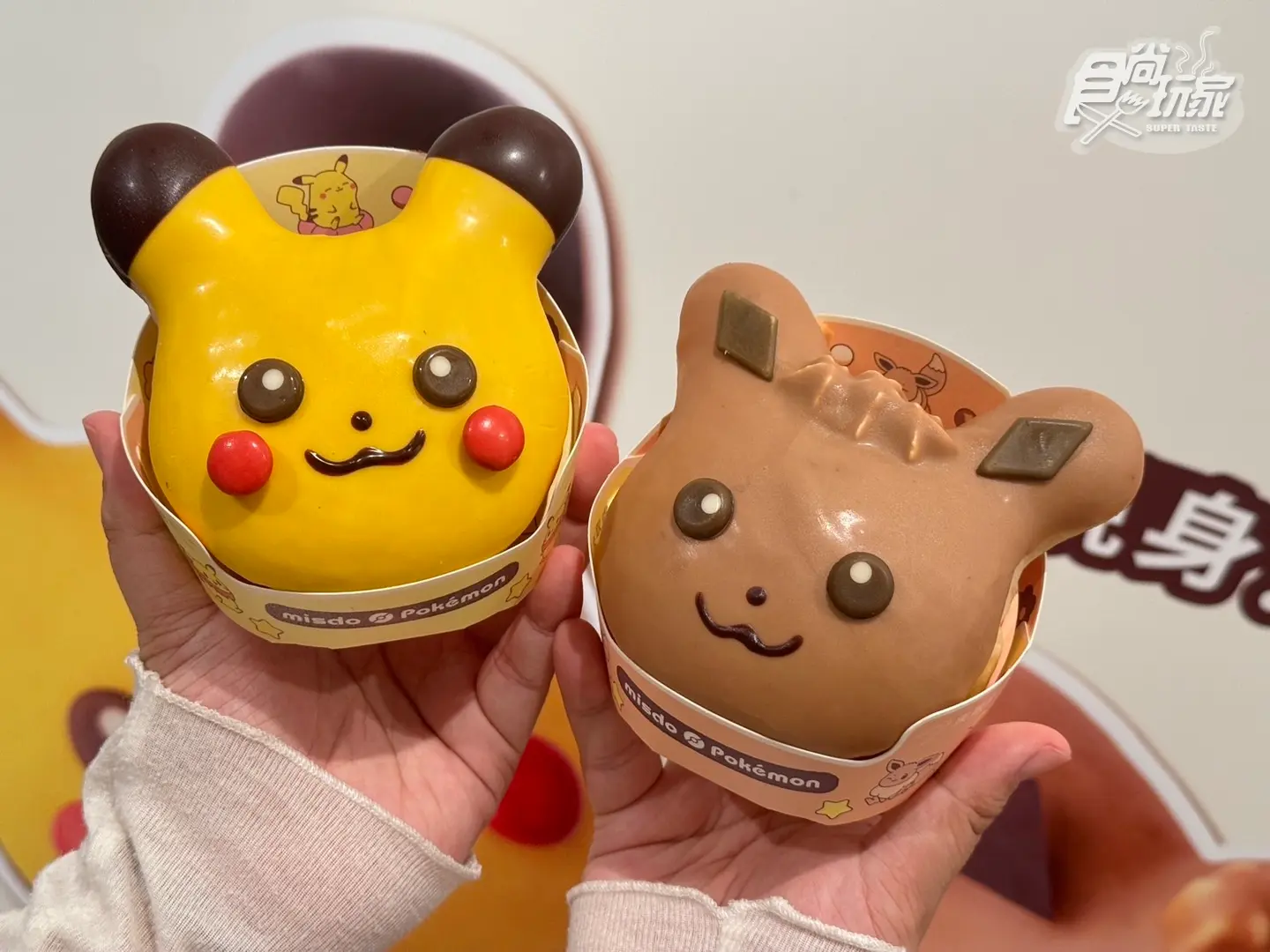 伊布甜甜圈首登場！Mister Donutｘ寶可夢買６送３，皮卡大抱枕３周邊萌翻