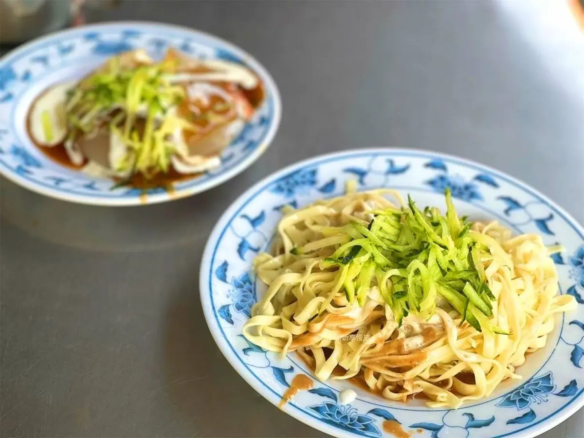 道地「嘉義涼麵10家推薦」PK！在地人最愛「白醋美乃滋涼麵」名單