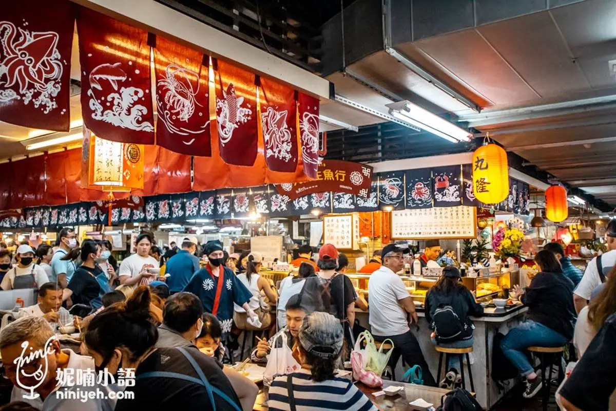 免費「滿料味噌湯」喝到飽!台北人瘋排隊「厚切生魚片」,擠爆市場平價日料 免費「滿料味噌湯」喝到飽!台北人瘋排隊「厚切生魚片」,擠爆市場平價日料