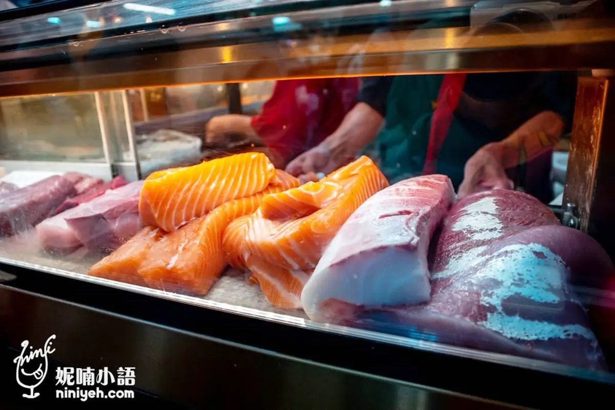 免費「滿料味噌湯」喝到飽!台北人瘋排隊「厚切生魚片」,擠爆市場平價日料 免費「滿料味噌湯」喝到飽!台北人瘋排隊「厚切生魚片」,擠爆市場平價日料