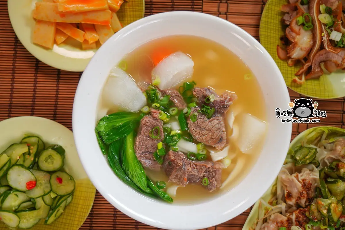 牛肉麵附自助吧吃到飽!最低130元開吃,飲料、豆花、冰淇淋小點心無限供應 牛肉麵附自助吧吃到飽!最低130元開吃,飲料、豆花、冰淇淋小點心無限供應
