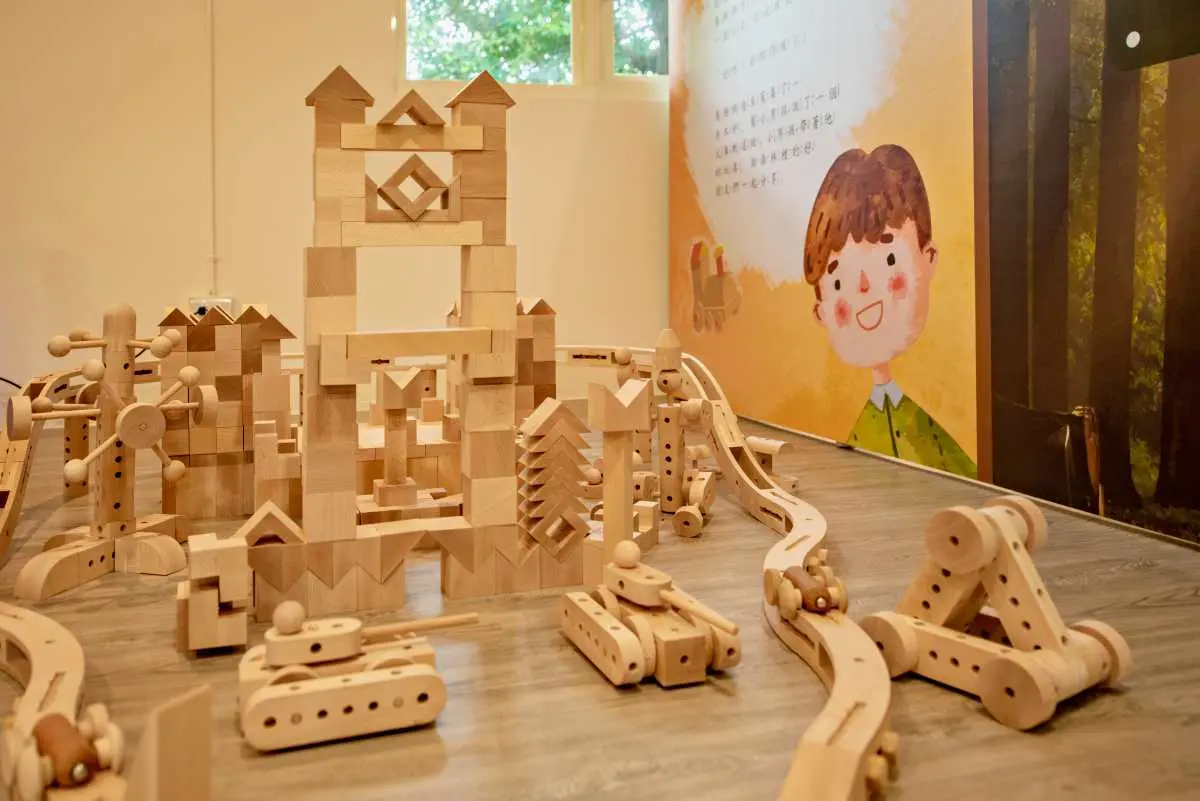 桃園「隱藏版親子圖書館」免費玩到飽!600組積木、AR繪圖,假日就來這放電 桃園「隱藏版親子圖書館」免費玩到飽!600組積木、AR繪圖,假日就來這放電