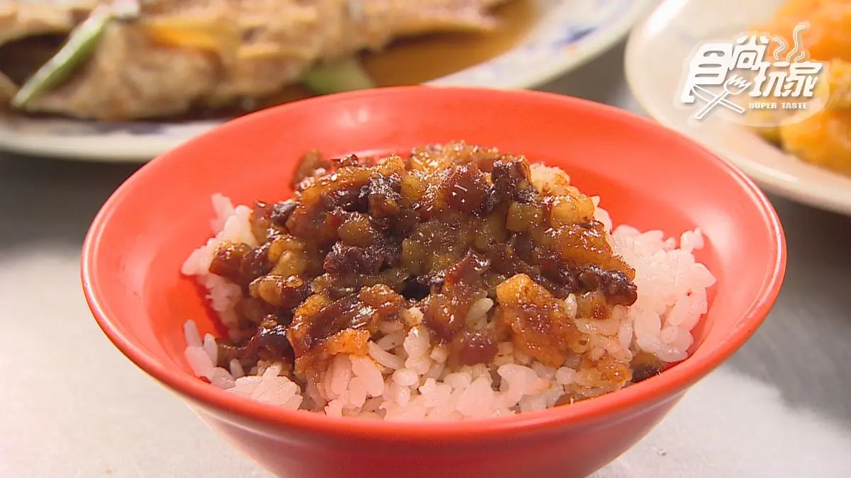 滷肉飯＋小菜只要40元！高CP值「古早味小吃店」藏台北巷弄，小資族必收