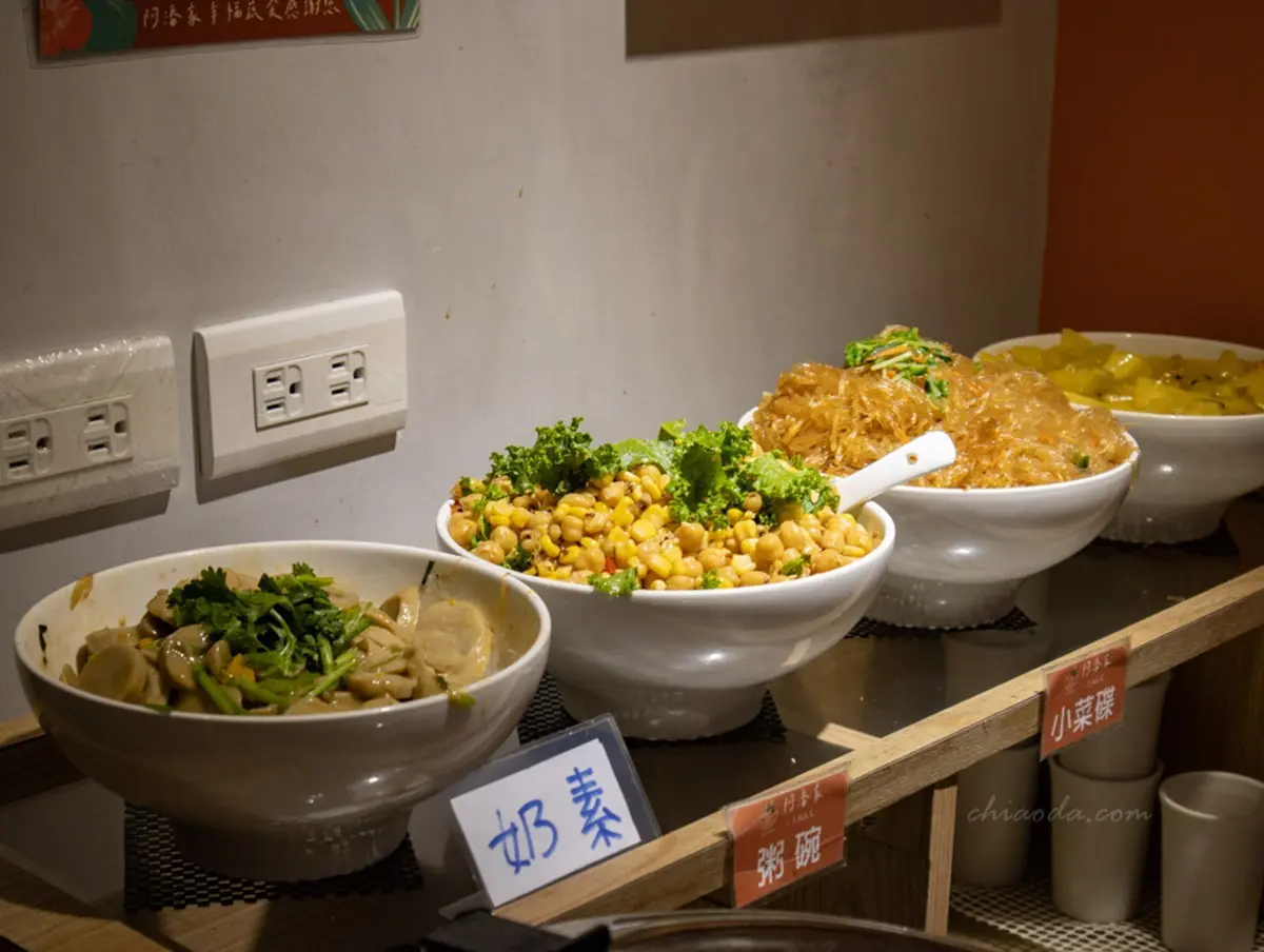 最低139元！小米粥、涼拌小菜無限吃到飽，網評4.9星「超狂蔬食料理」
