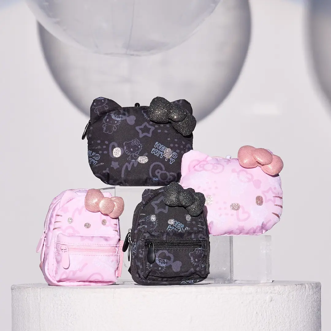 7-11全球首見「Hello Kitty集點」99元起!30公分存錢筒、電話亭時鐘40款周邊 7-11全球首見「Hello Kitty集點」99元起!30公分存錢筒、電話亭時鐘40款周邊