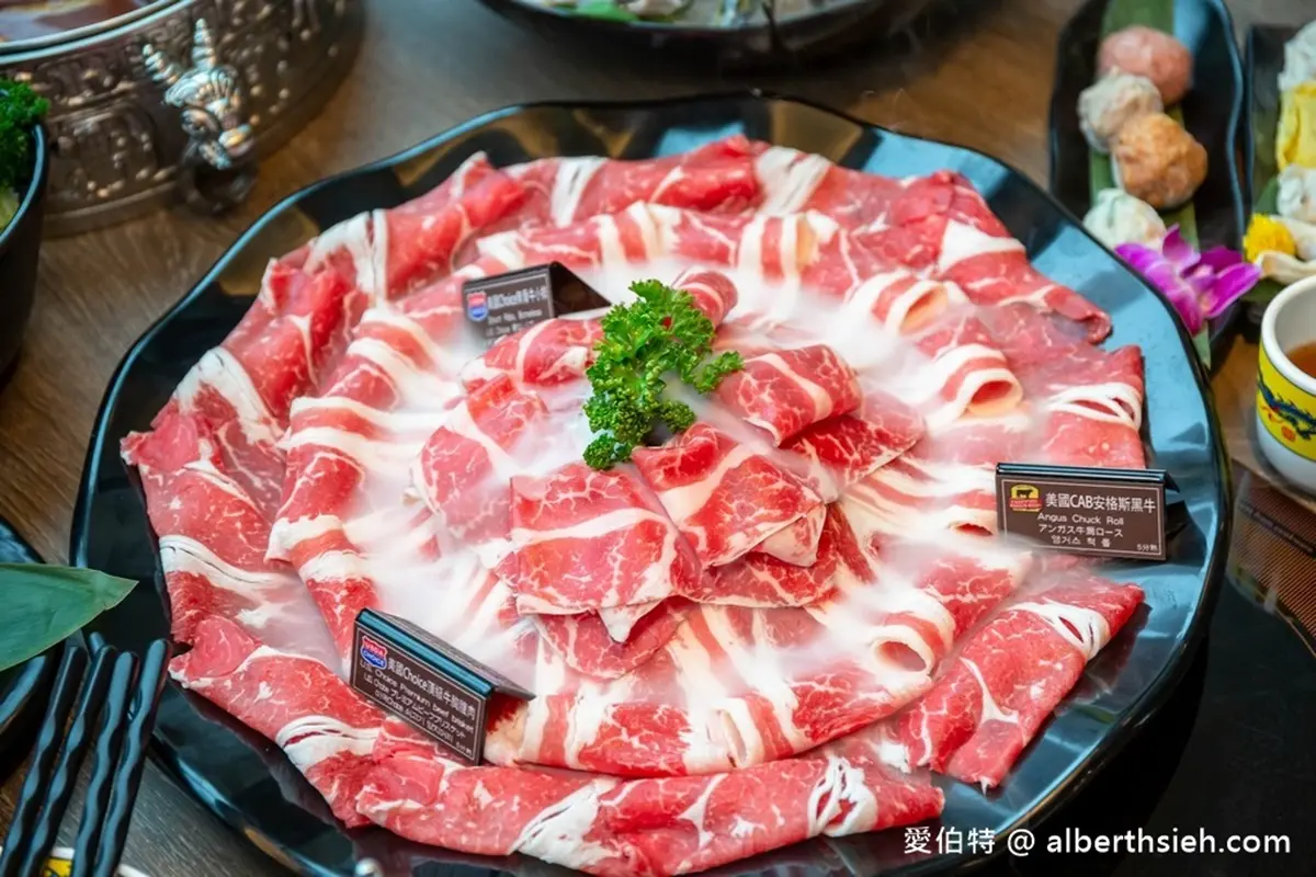 「問鼎」吃到飽快閃回歸!超過70款好料+海鮮無限吃,加碼送500元抵用券 「問鼎」吃到飽快閃回歸!超過70款好料+海鮮無限吃,加碼送500元抵用券