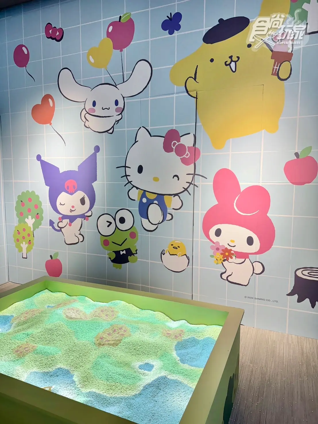 巨大KITTY、酷洛米免費拍！「Hello Kitty期間限定店」在台北101，５亮點帶逛