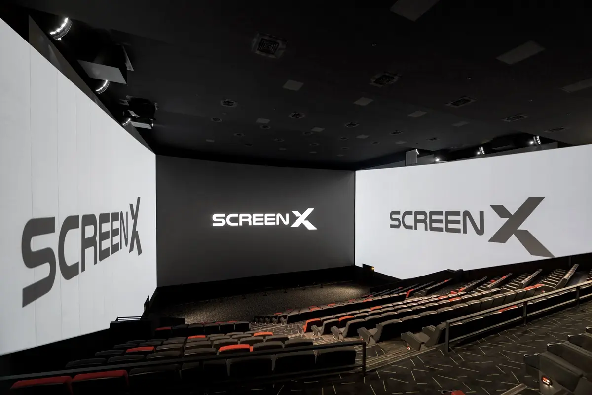 270度全景螢幕超震撼！秀泰影城引進「ScreenX影廳」，全台只有這３處看得到