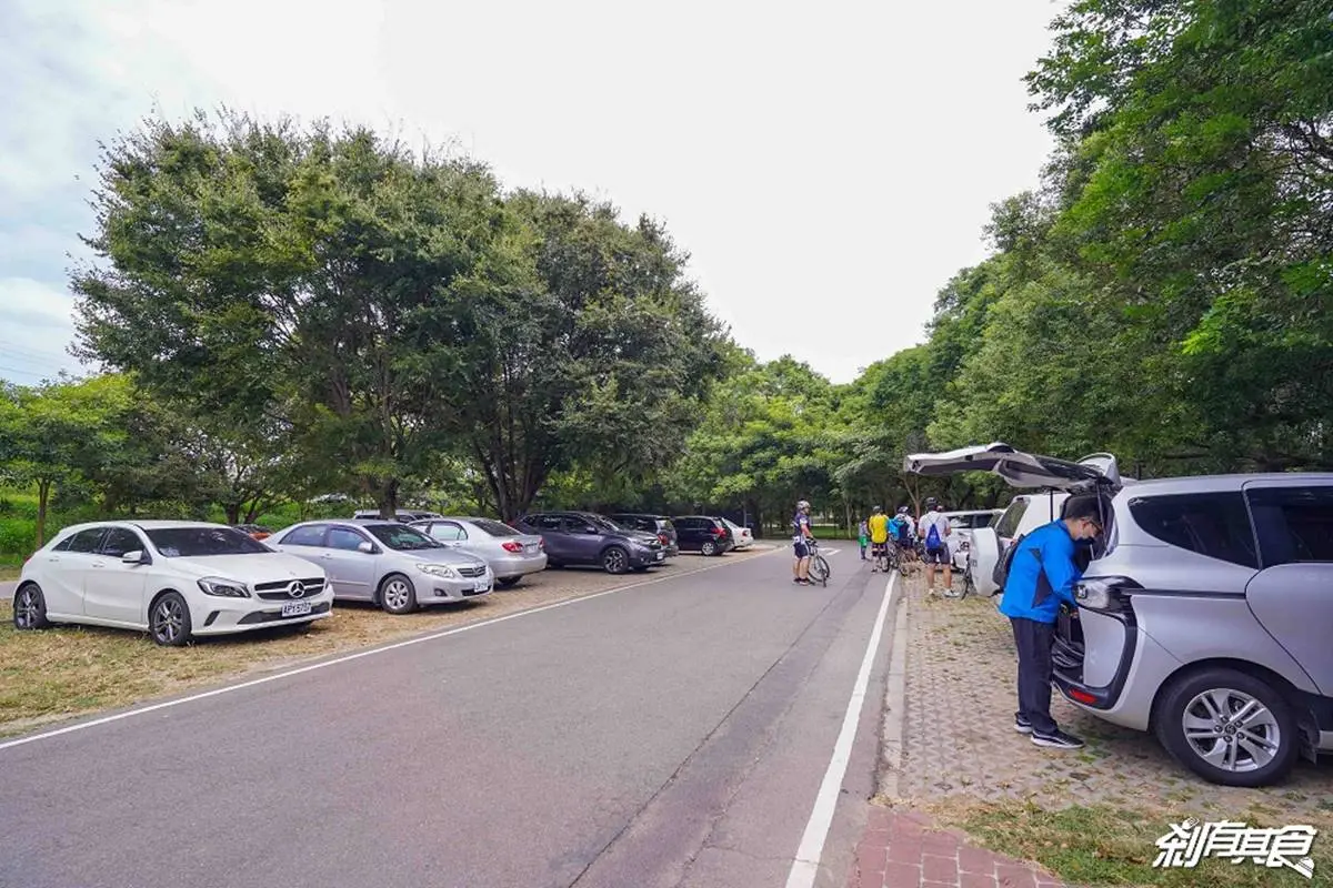 台中人免費玩水!公園戲水區「噴水槍、水霧隧道」超消暑,22公尺溜滑梯放電 台中人免費玩水!公園戲水區「噴水槍、水霧隧道」超消暑,22公尺溜滑梯放電