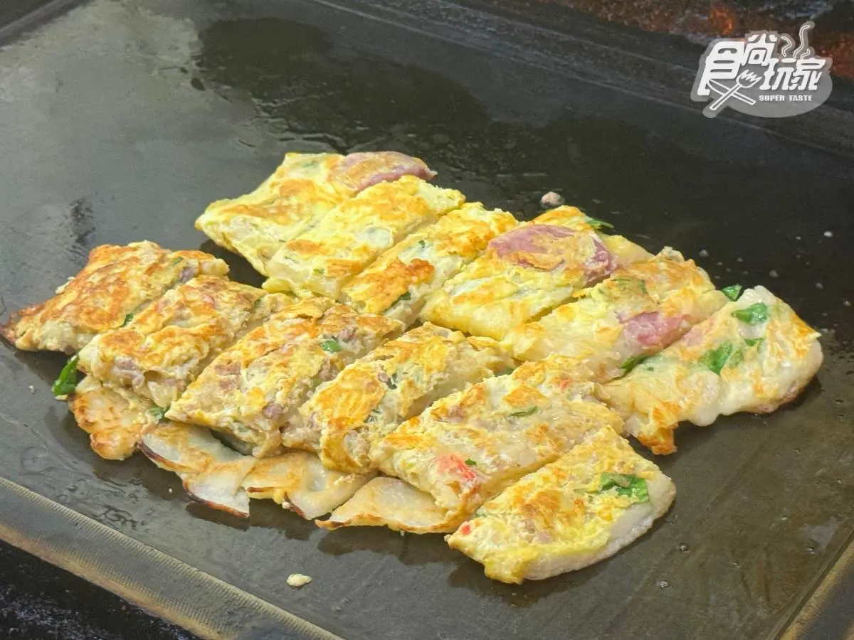 高雄小港美食 TOP11推薦!巨無霸粉漿蛋餅、15元現炸蔥油餅、看飛機咖啡廳 小港美食推薦:美和蛋餅