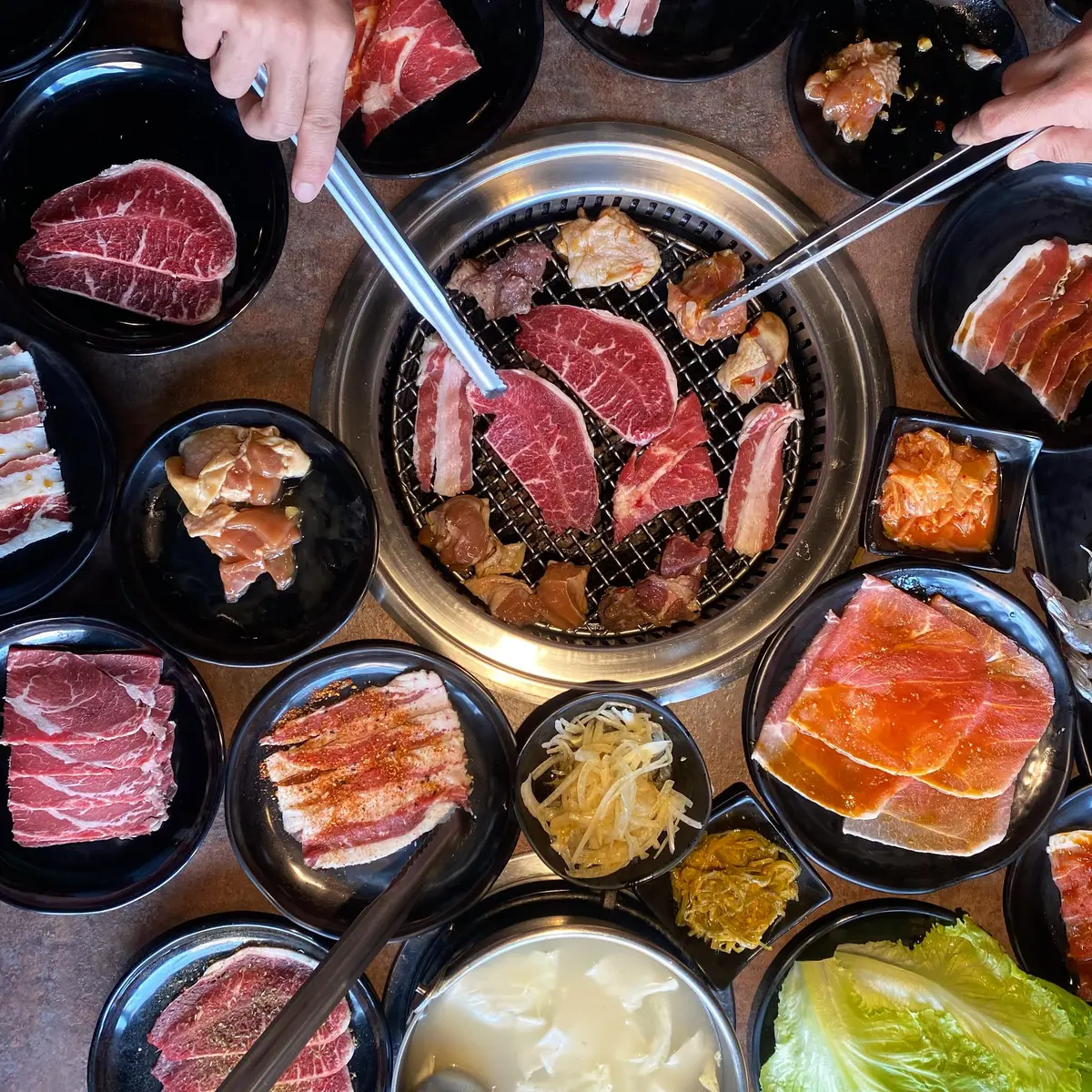 2026嘉義燒肉9間推薦!和牛吃到飽、高空吃燒肉界LV、升級燒肉列車 八攻燒肉|嘉義燒肉吃到飽