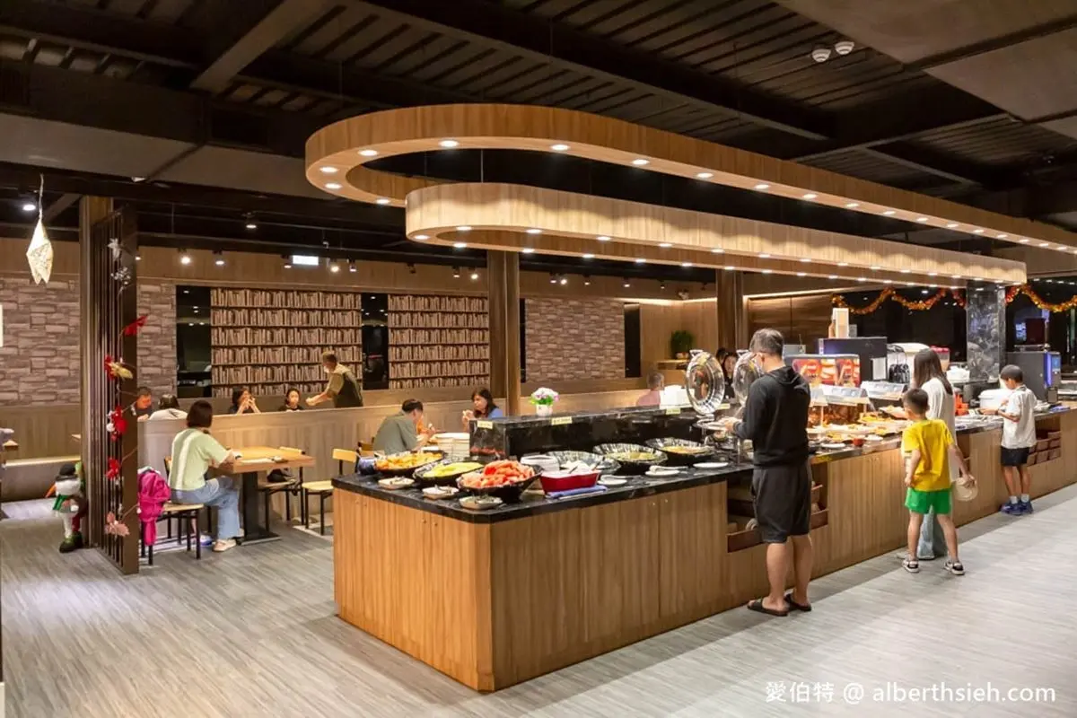 70種品項通通吃到飽！桃園「高CP值牛排」300元起，熱食、炸物、甜點無限夾