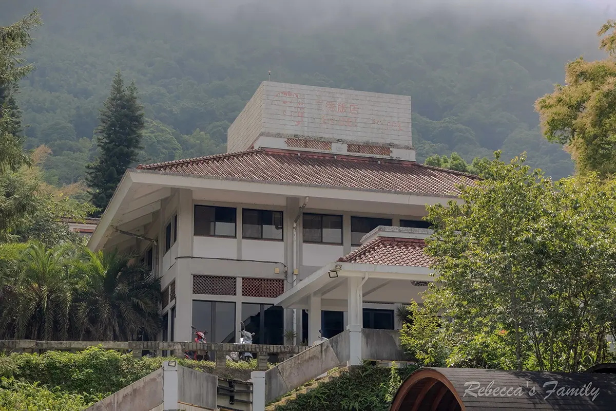 躺床被森林星空包圍!溪頭福華「最新房型」房內設天窗,還能爽嗑在地Buffet 躺床被森林星空包圍!溪頭福華「最新房型」房內設天窗,還能爽嗑在地Buffet
