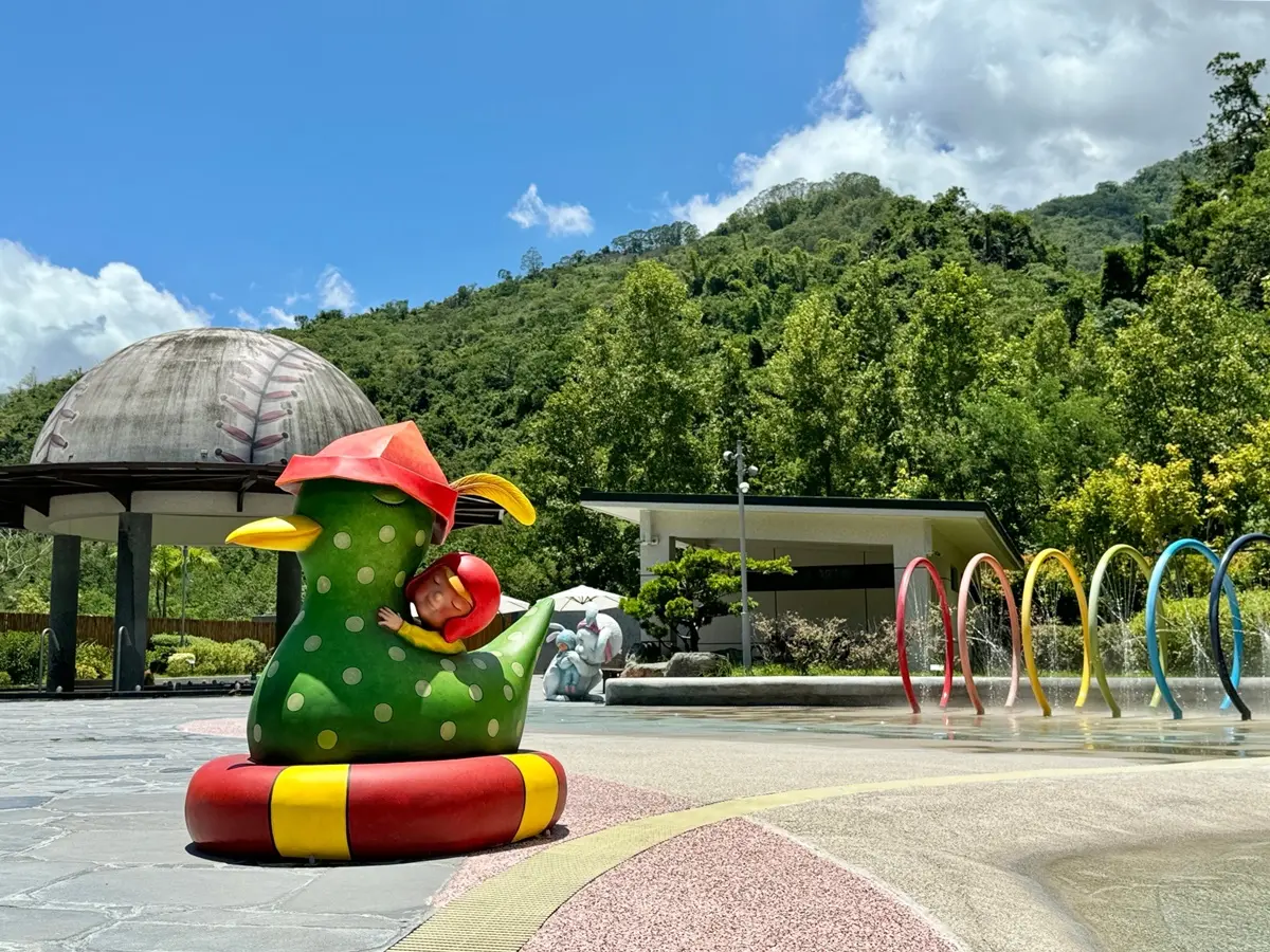 拍照享溫泉戲水買一送一!幾米裝置藝術進駐台東園區,泡湯、賞藝術一次滿足 拍照享溫泉戲水買一送一!幾米裝置藝術進駐台東園區,泡湯、賞藝術一次滿足