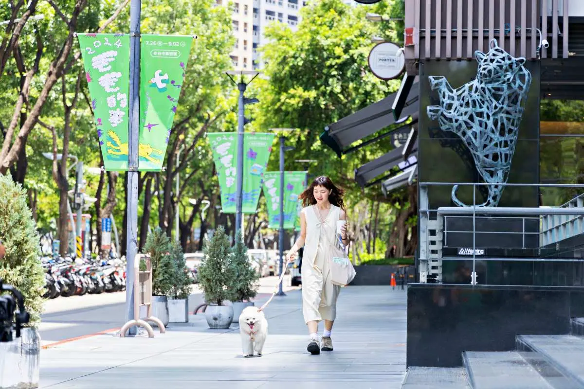 台中草悟道化身毛孩天堂!9大創新設計+限定活動:寵物快閃市集、共享推車 台中草悟道化身毛孩天堂!9大創新設計+限定活動:寵物快閃市集、共享推車