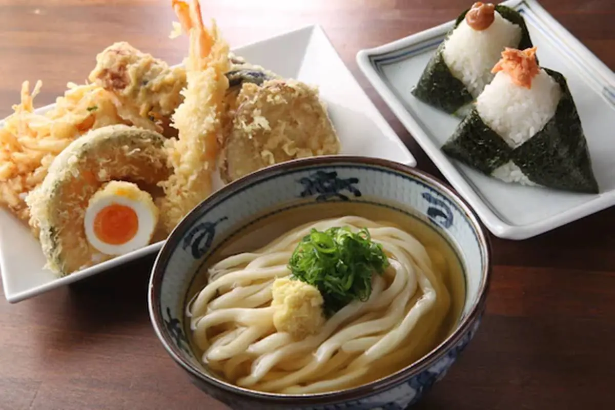 2024最新!東京成田機場必吃美食12選:站著吃的壽司、機場和牛料理 2024最新!東京成田機場必吃美食12選:站著吃的壽司、機場和牛料理