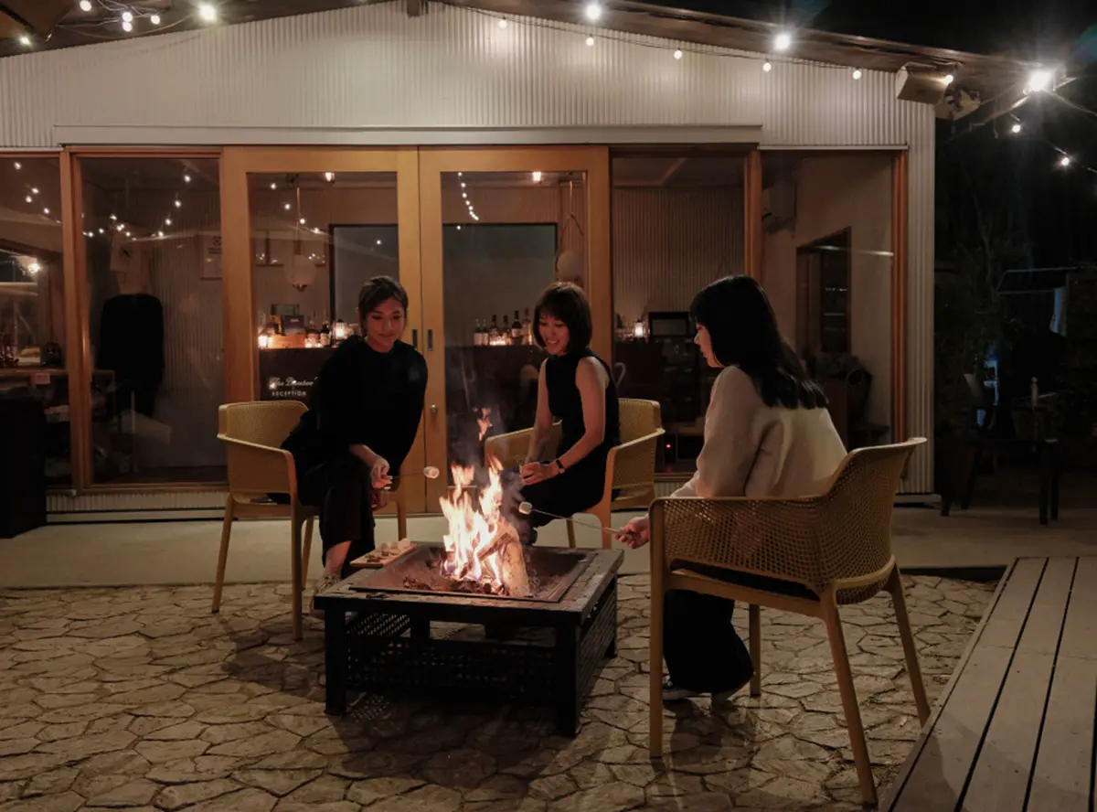 800元爽住大阪新飯店!鄰近通天閣還有免費零食,加映長頸鹿陪早餐豪華露營 800元爽住大阪新飯店!鄰近通天閣還有免費零食,加映長頸鹿陪早餐豪華露營