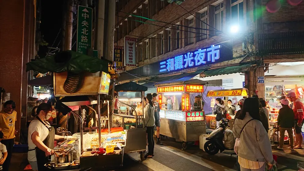 Google 4.2星好評!他讚1低調夜市便宜又好吃,在地人認證:勝過饒河、寧夏 Google 4.2星好評!他讚1低調夜市便宜又好吃,在地人認證:勝過饒河、寧夏