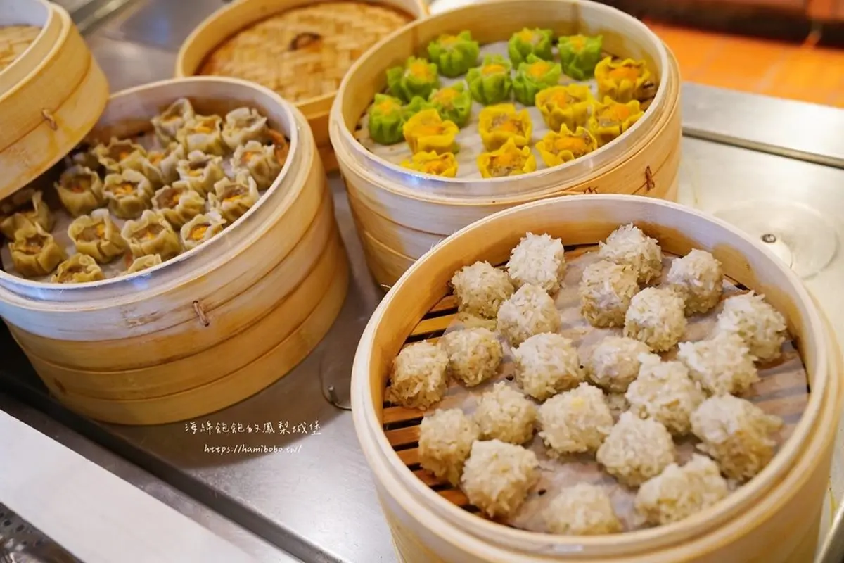 新莊最強牛排吃到飽!629元爽嗑40道異國料理,鮮蝦、港點、披薩無限夾 新莊最強牛排吃到飽!629元爽嗑40道異國料理,鮮蝦、港點、披薩無限夾