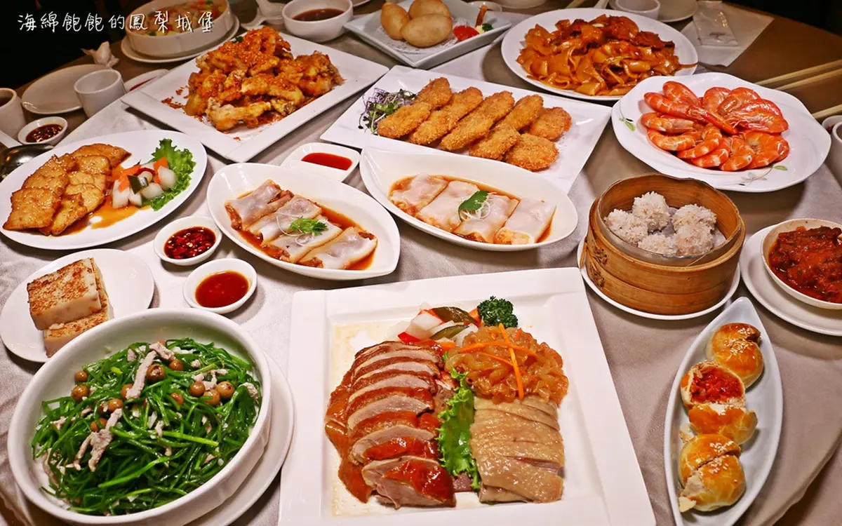 忠孝復興最強港點吃到飽!軟殼蟹、烤乳豬、流沙包超欠吃,年底前可多嗑半小時 忠孝復興最強港點吃到飽!軟殼蟹、烤乳豬、流沙包超欠吃,年底前可多嗑半小時