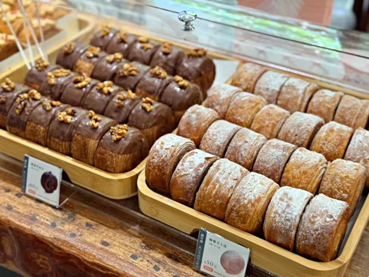 50元起開吃！台中排隊「圓可頌專賣店」插旗台南，超過30種甜鹹口味任你選
