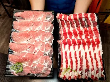 94咖哩孃平日點培根牛或梅花豬買一送一