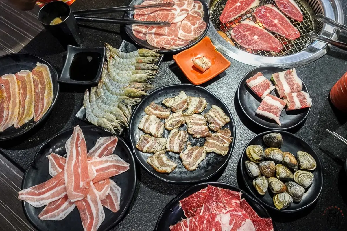 台南燒肉12家!全台最大茶六燒肉、號稱「燒肉南霸天」碳佐麻里 台南燒肉12家!全台最大茶六燒肉、號稱「燒肉南霸天」碳佐麻里