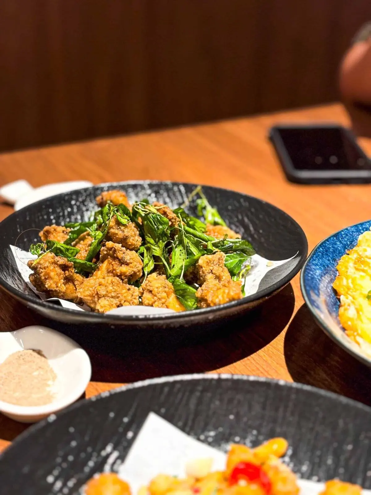 399元生啤喝到飽!台北「滷肉飯冠軍」熱炒店飄香50年,必點惹娘燒蛋 399元生啤喝到飽!台北「滷肉飯冠軍」熱炒店飄香50年,必點惹娘燒蛋
