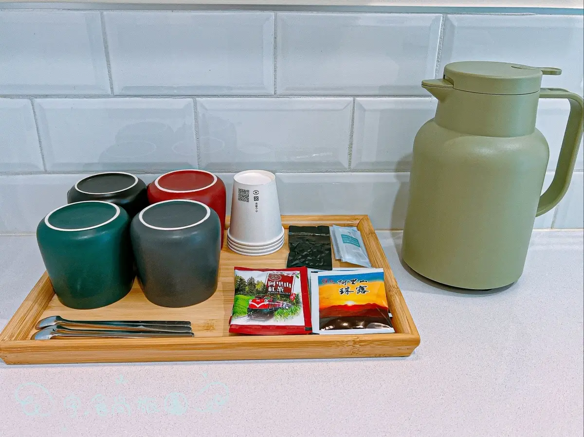 雲海茶園無敵窗景!阿里山新祕境民宿,品茗還能「指點人生」 雲海茶園無敵窗景!阿里山新祕境民宿,品茗還能「指點人生」