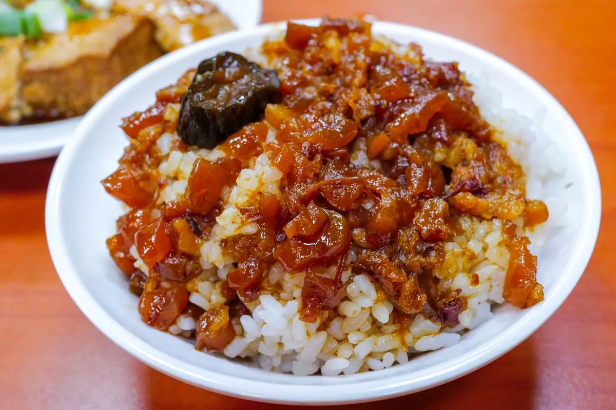 台北最強滷肉飯12家！黃仁勳、陳珮騏愛店，60年老字號、CNN推薦通通有