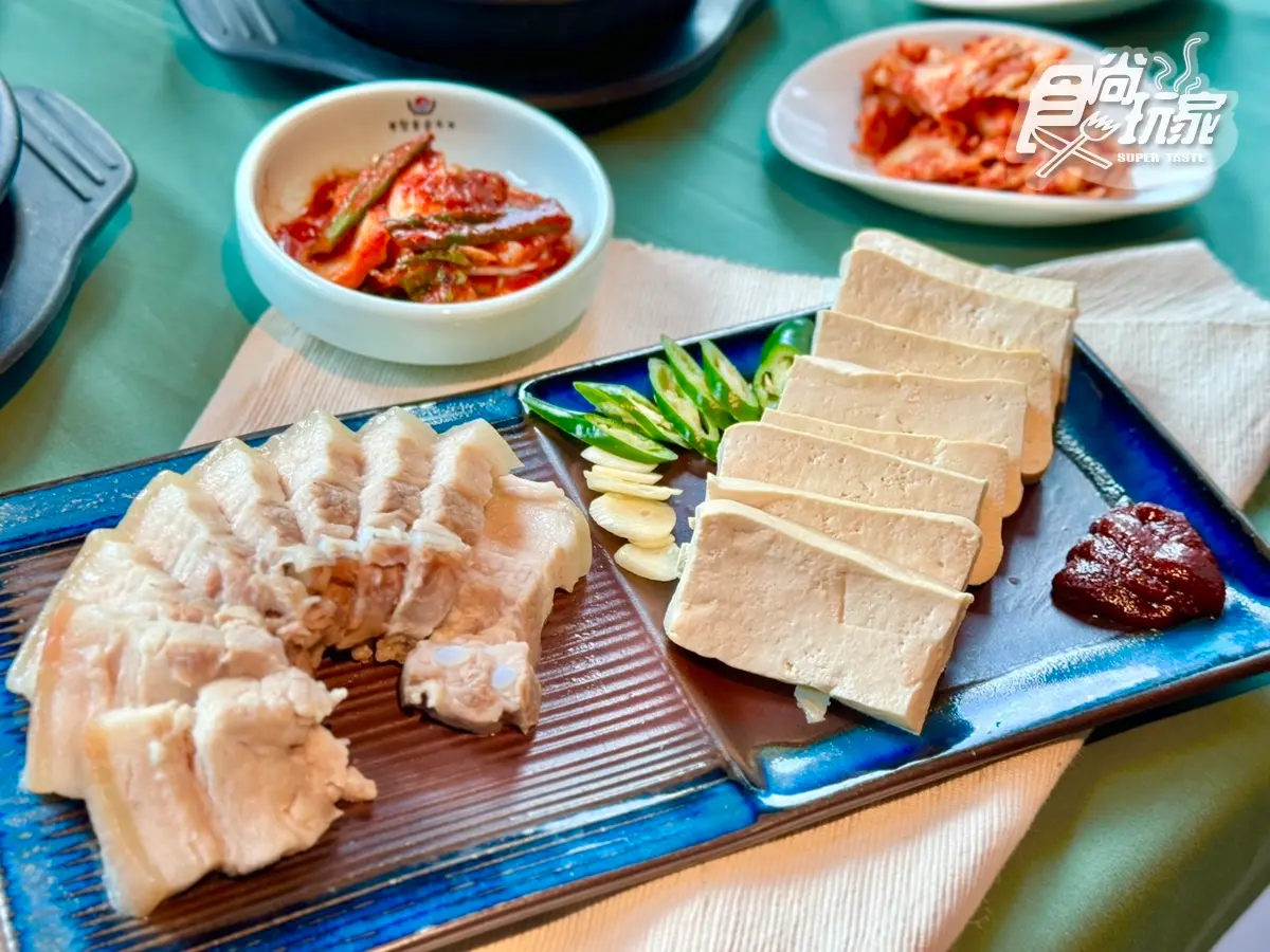最低298元起!高CP值「韓式料理」5款小菜無限續,必嗑松露起司捲、海鮮年糕鍋 最低298元起!高CP值「韓式料理」5款小菜無限續,必嗑松露起司捲、海鮮年糕鍋