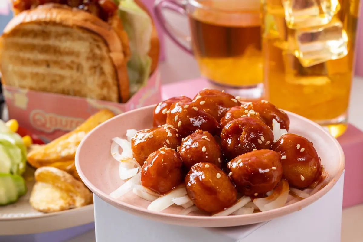 連6天「買一送一」快衝!Q Burger全新韓式6款,爆汁洋釀炸雞只要29元 連6天「買一送一」快衝!Q Burger全新韓式6款,爆汁洋釀炸雞只要29元