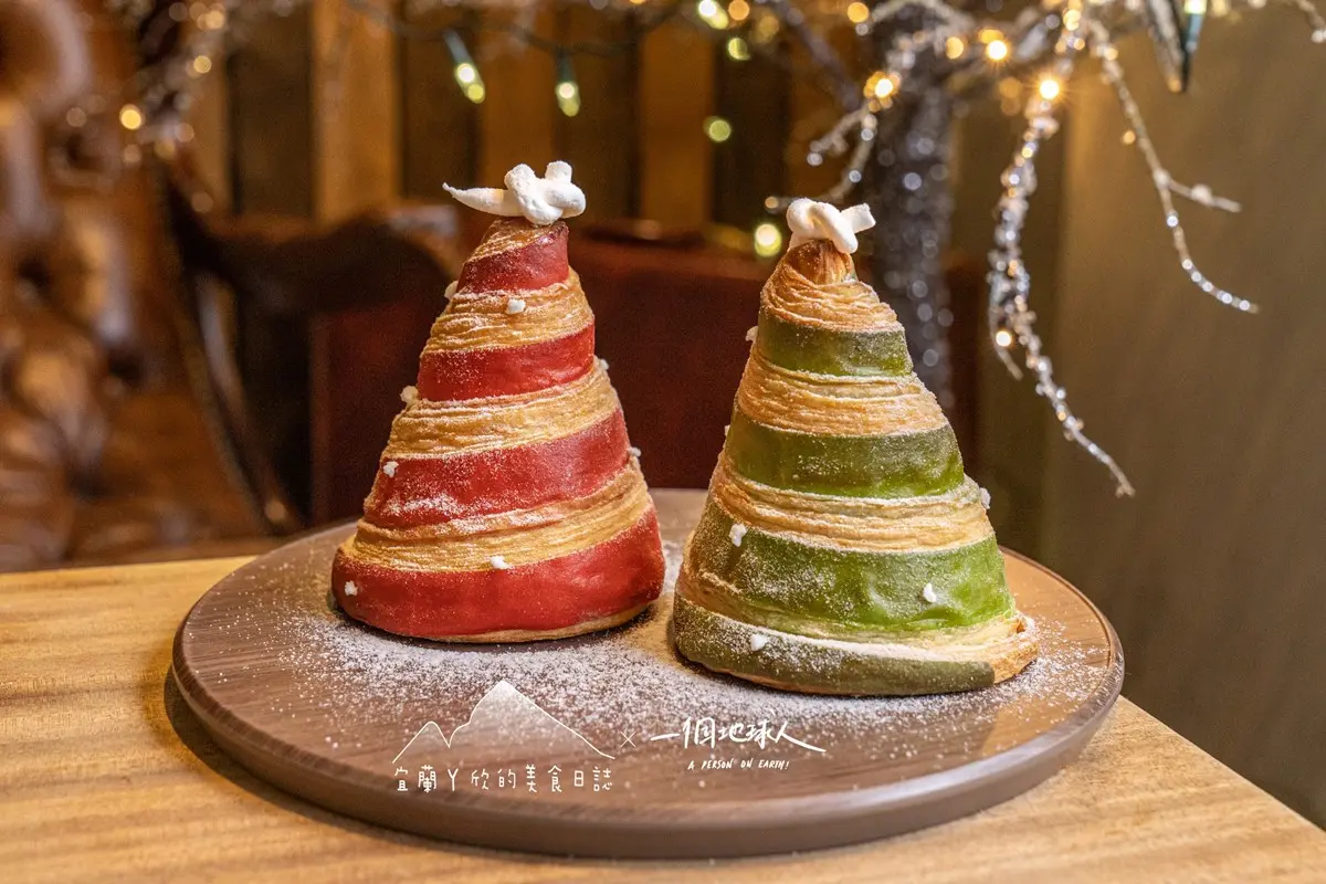 宜蘭最美伴手禮在這!期間限定「草莓餐包」登場,麵包塞入整隻烤雞有夠狂 宜蘭最美伴手禮在這!期間限定「草莓餐包」登場,麵包塞入整隻烤雞有夠狂