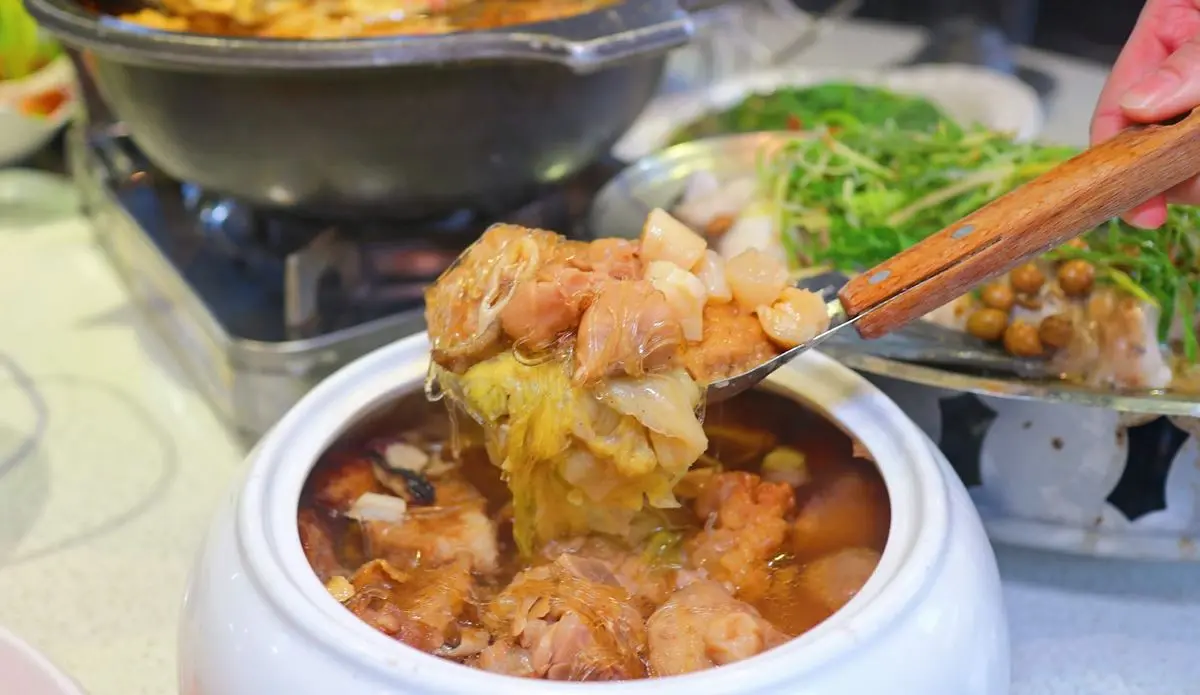 迎財神順吃!桃園「聚餐首選老字號」必吃澎派佛跳牆,白飯無限續 迎財神順吃!桃園「聚餐首選老字號」必吃澎派佛跳牆,白飯無限續
