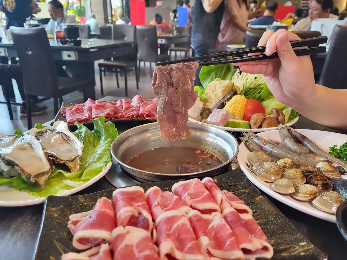 免費升級「螃蟹吃到飽」!529元起爽嗑百款肉品+海鮮,加碼爆漿可頌、泡芙暢吃 免費升級「螃蟹吃到飽」!529元起爽嗑百款肉品+海鮮,加碼爆漿可頌、泡芙暢吃