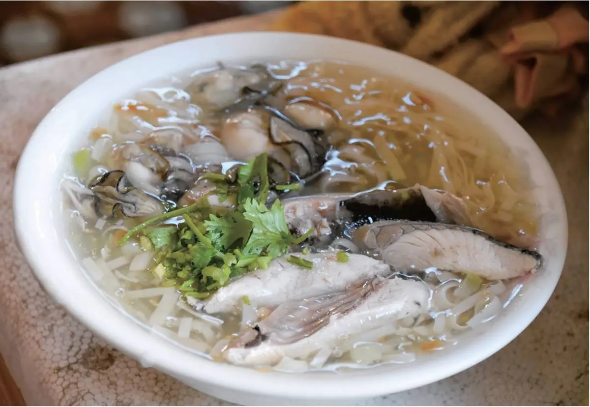 「窮人家麵條」變特色小吃! 鹽水80年「豆簽羹」,蚵仔+虱目魚湯底征服老饕 「窮人家麵條」變特色小吃! 鹽水80年「豆簽羹」,蚵仔+虱目魚湯底征服老饕