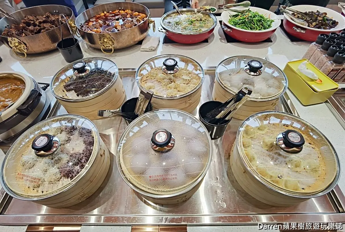 全台最大「我家牛排」!400元牛排+自助吧吃到飽,港點、熱炒百道無限夾 全台最大「我家牛排」!400元牛排+自助吧吃到飽,港點、熱炒百道無限夾