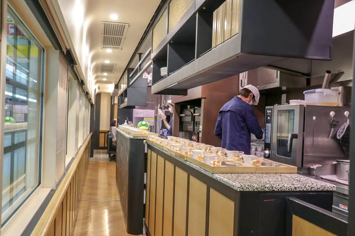 吃好料看美景!九州高CP值「親子美食列車」,享名廚監製餐點、買專屬周邊 吃好料看美景!九州高CP值「親子美食列車」,享名廚監製餐點、買專屬周邊