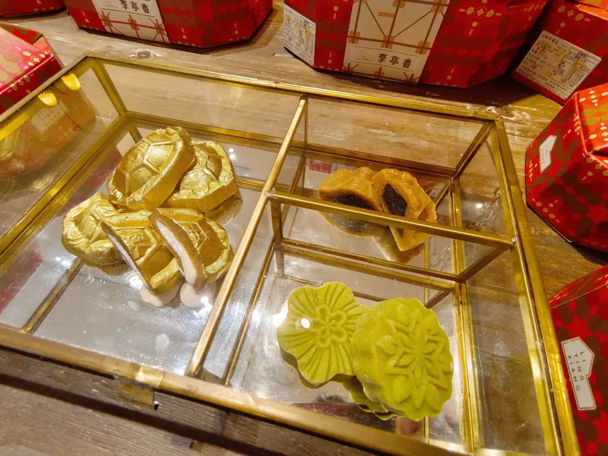 大稻埕碼頭廣場周邊美食８｜李亭香：文青百年糕餅老店 