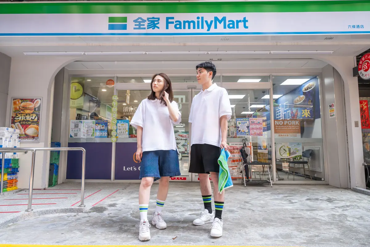 全家咖啡買６送６！喝咖啡送哈根達斯，「日本全家」文具、服飾單品都能買