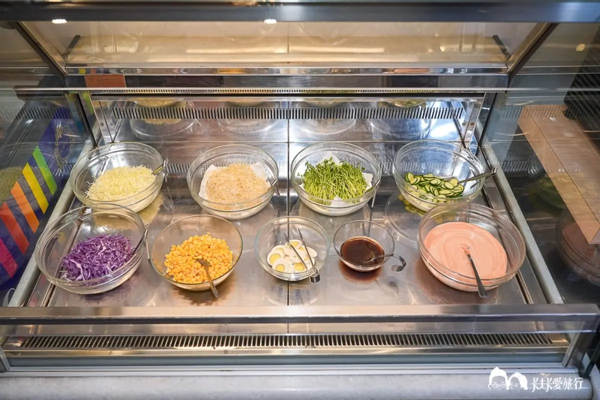純吃自助吧只要109元！高CP值平價牛排館，沙拉吧、茶碗蒸、巧克力泉都有