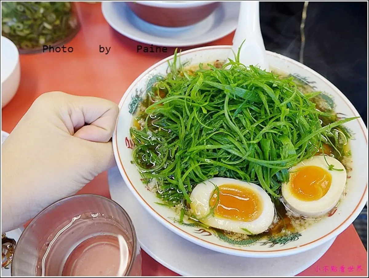 日本連鎖「平價拉麵」首度登台！開幕地點搶先曝，巨無霸分量還能「免費加蔥」