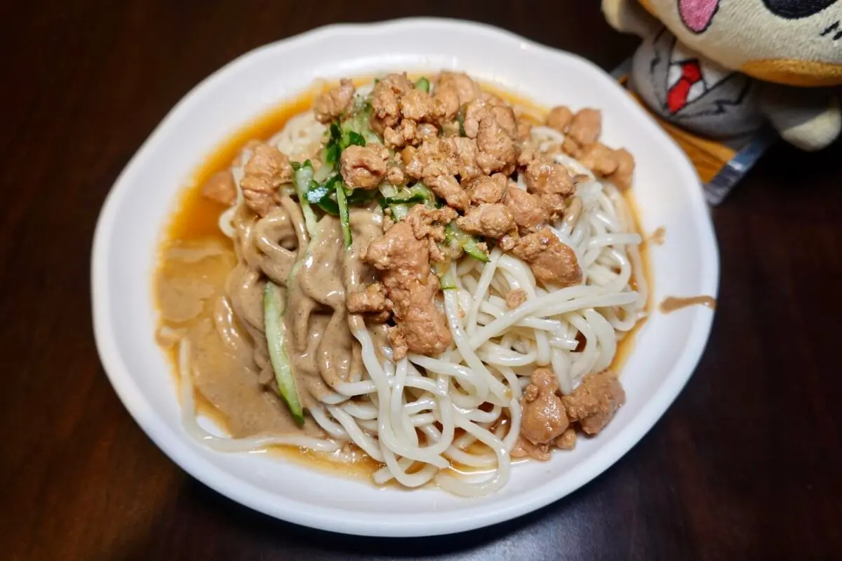 金香豬腳涼麵：雙重享受超銷魂