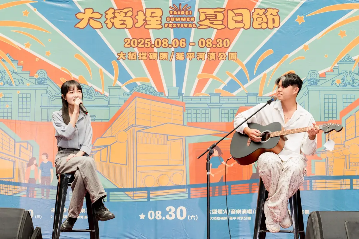 「大稻埕煙火」宣布加碼!本週限定雙倍煙火狂炸300秒,還有玩具總動員進駐 「大稻埕煙火」宣布加碼!本週限定雙倍煙火狂炸300秒,還有玩具總動員進駐