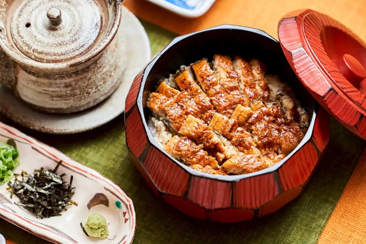 巨無霸「鰻魚飯買一送一」快搶!8家鰻魚飯超狂優惠,免費送鰻魚蒸蛋、天婦羅 巨無霸「鰻魚飯買一送一」快搶!8家鰻魚飯超狂優惠,免費送鰻魚蒸蛋、天婦羅