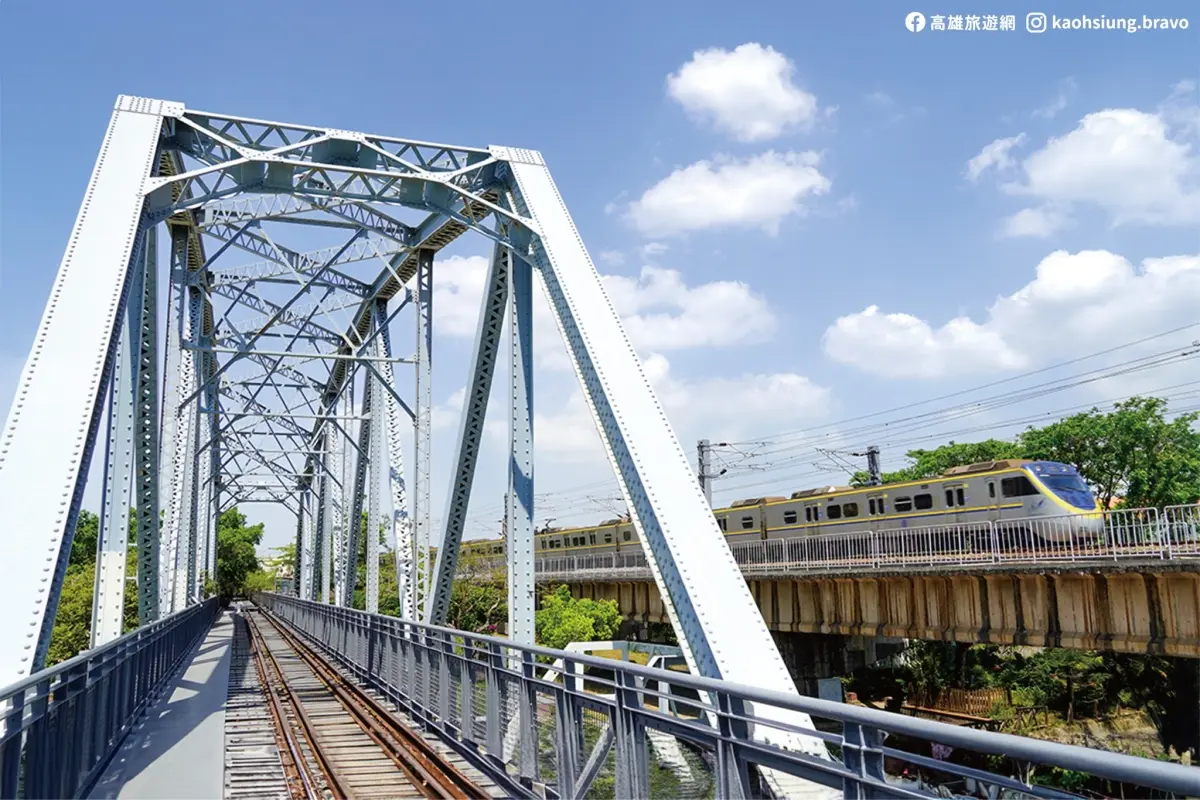 高雄「免費水樂園」快閃2天!嗨玩6座氣墊城堡、逛美食市集,搭接駁車免錢 高雄「免費水樂園」快閃2天!嗨玩6座氣墊城堡、逛美食市集,搭接駁車免錢