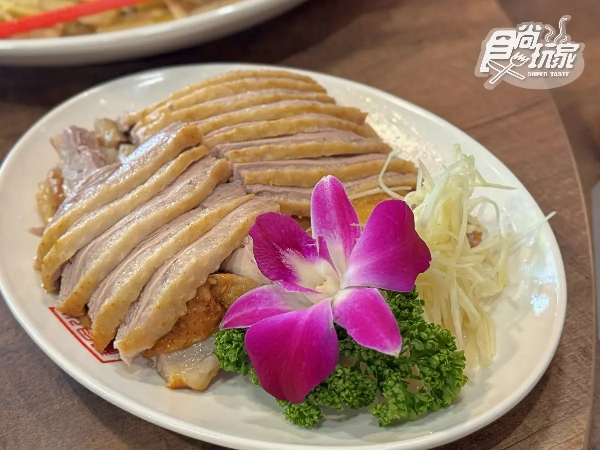 「30年老字號台菜」插旗大巨蛋！８大必吃＋私房菜一覽，內用免費續芋頭米粉
