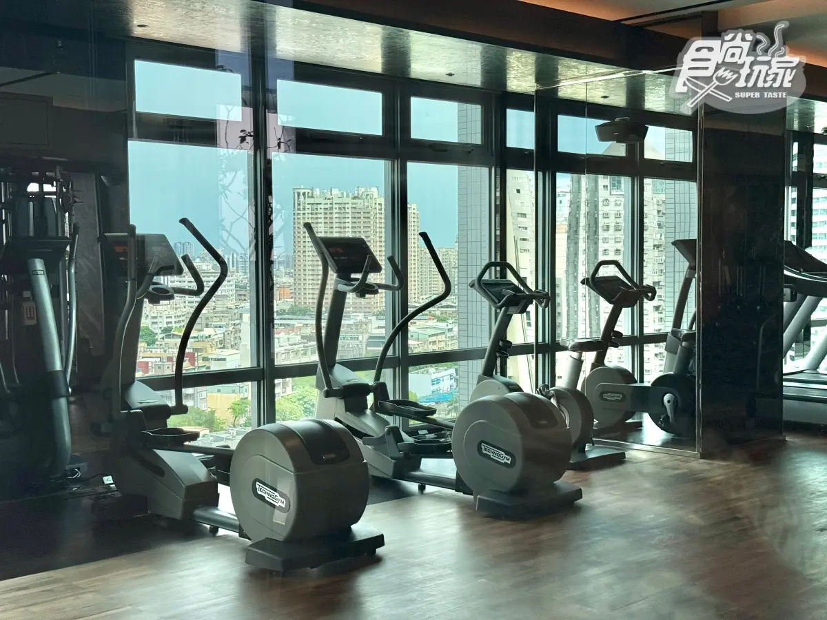 挑戰高雄亞灣區最頂!然一酒店5亮點開箱:早餐爽嗑鼎泰豐、美拍無邊際泳池 挑戰高雄亞灣區最頂!然一酒店5亮點開箱:早餐爽嗑鼎泰豐、美拍無邊際泳池