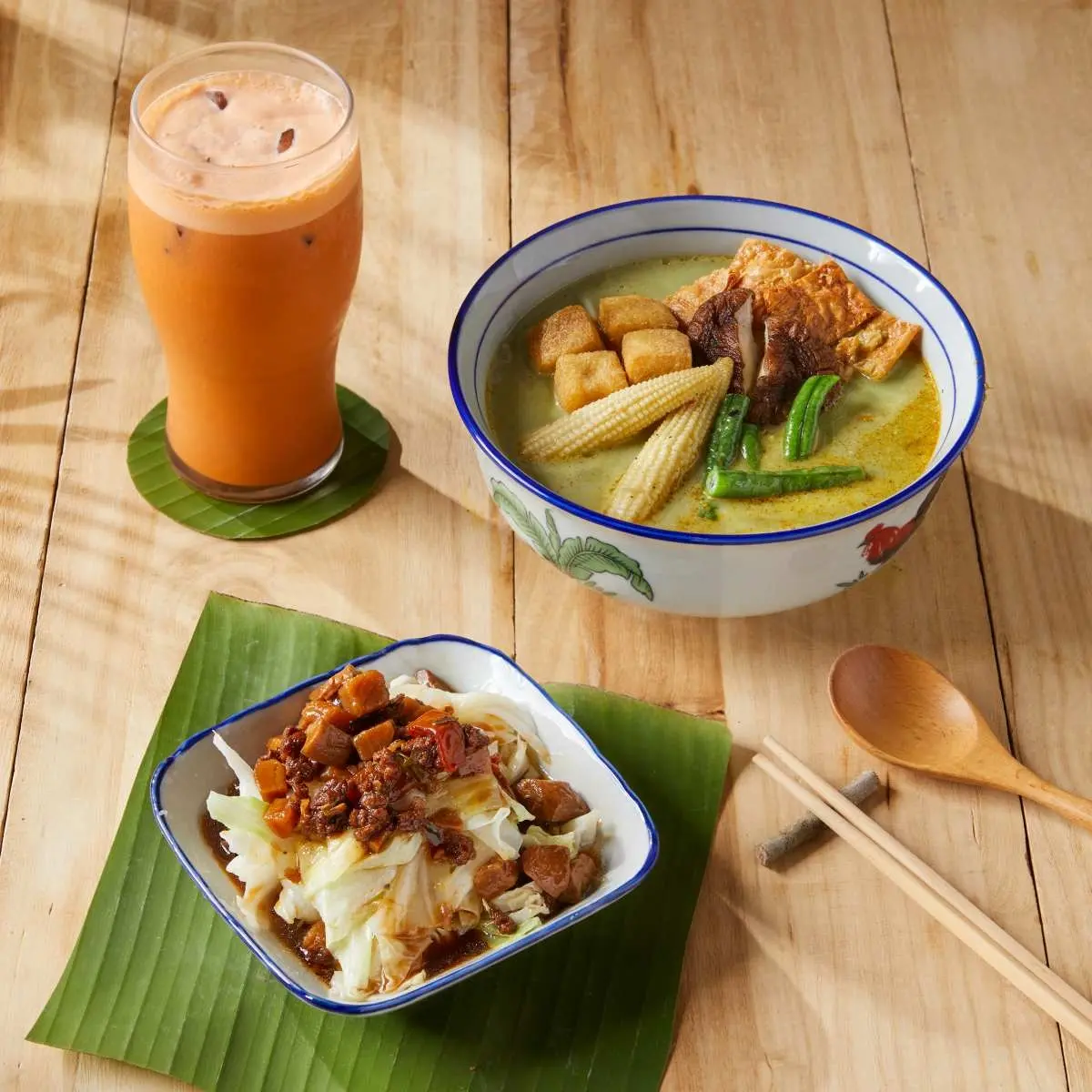 餐點買一送一!CP值破表「南洋蔬食」129元開吃,必點泰辣綠咖哩、檳城白咖哩 餐點買一送一!CP值破表「南洋蔬食」129元開吃,必點泰辣綠咖哩、檳城白咖哩